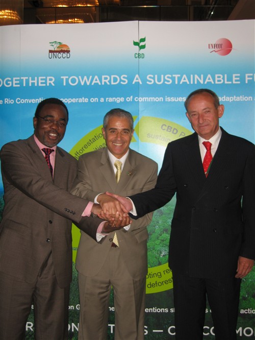 COP 9 - Rio Conventions © CBD