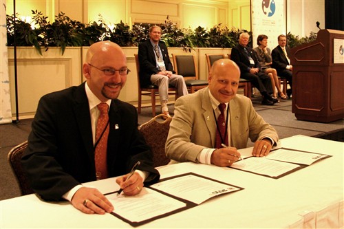 Signing ceremony - Memorandum of Understanding with the World Association of Zoos and Aquariums (WAZA) Ivan Rehak