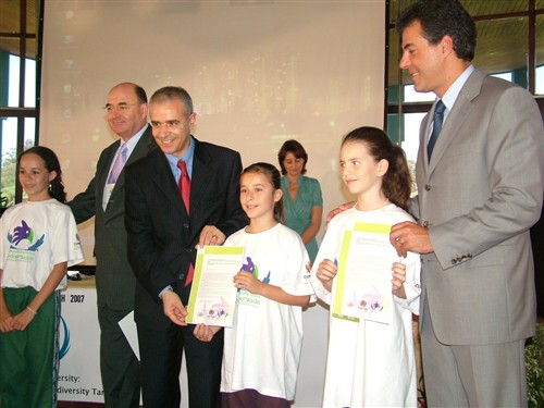 March 2007 Curitiba - The children of Curitiba get involved in the battle for life on Earth 