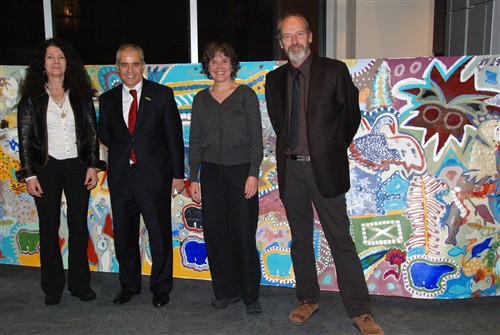 Presentation of a fresco as a contribution to IYB, during the Montreal reception to mark the closing of IYB Secretariat of the Convention on Biological Diversity