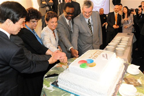 Rio +20 - United Nations Conference on Sustainable Development IISD Reporting Services