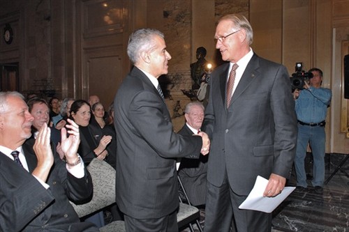 Dr. Djoghlaf and Mayor Tremblay 