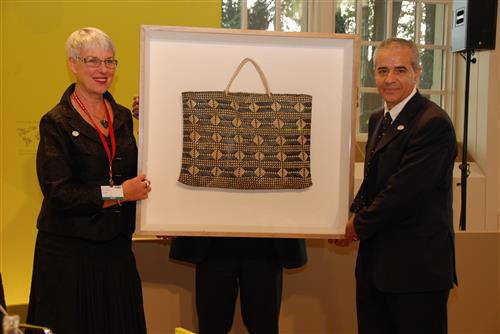 Presentation of gift from New Zealand during COP 9 meeting Secretariat of the Convention on Biological Diversity